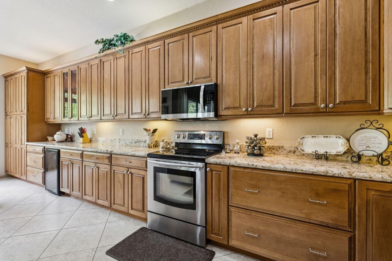 5521 Albin Drive, Greenacres, FL 33463 Photo