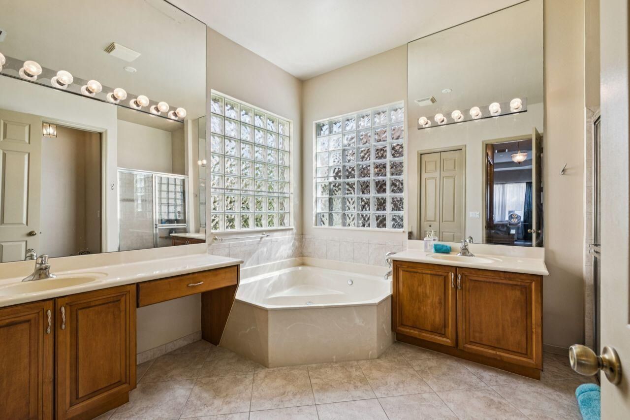 5521 Albin Drive, Greenacres, FL 33463 Photo