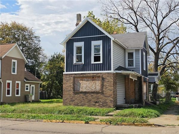 1001 Clifton Avenue, Springfield, OH 45505