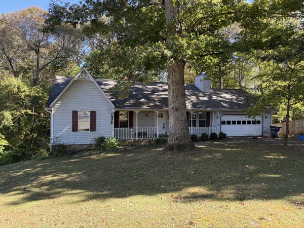 762 Spring Valley Rd , Cookeville, TN 38501