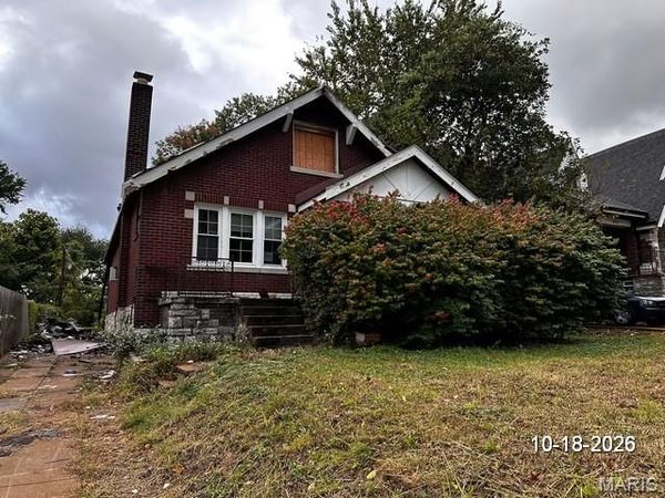 6124 Garesche Avenue , St Louis, MO 63136