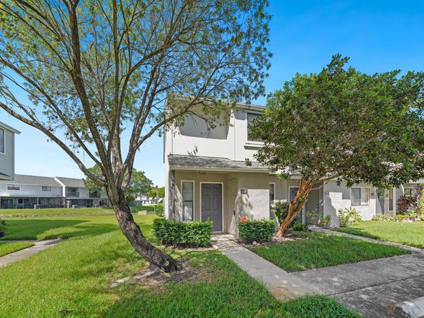 4306 INLET Circle, Greenacres, FL 33463
