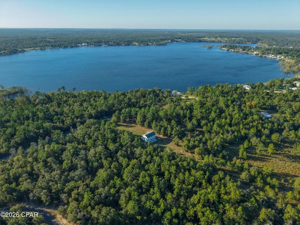 284 Compass Lake Drive , Alford, FL 32420