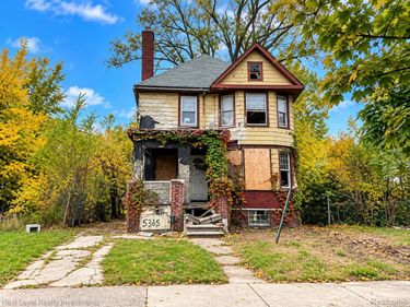 5365 Seneca Street, Detroit, Mi 48213