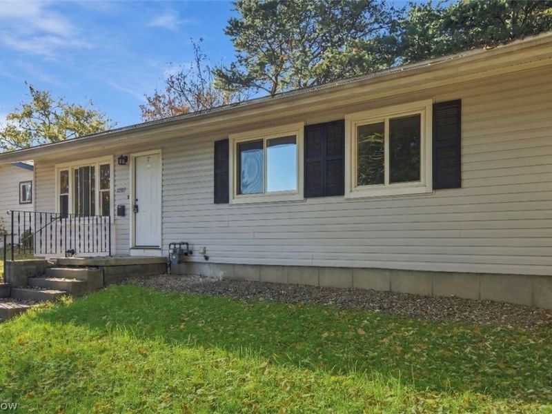2205 Alden Avenue NW, Massillon, OH 44647 Photo 2
