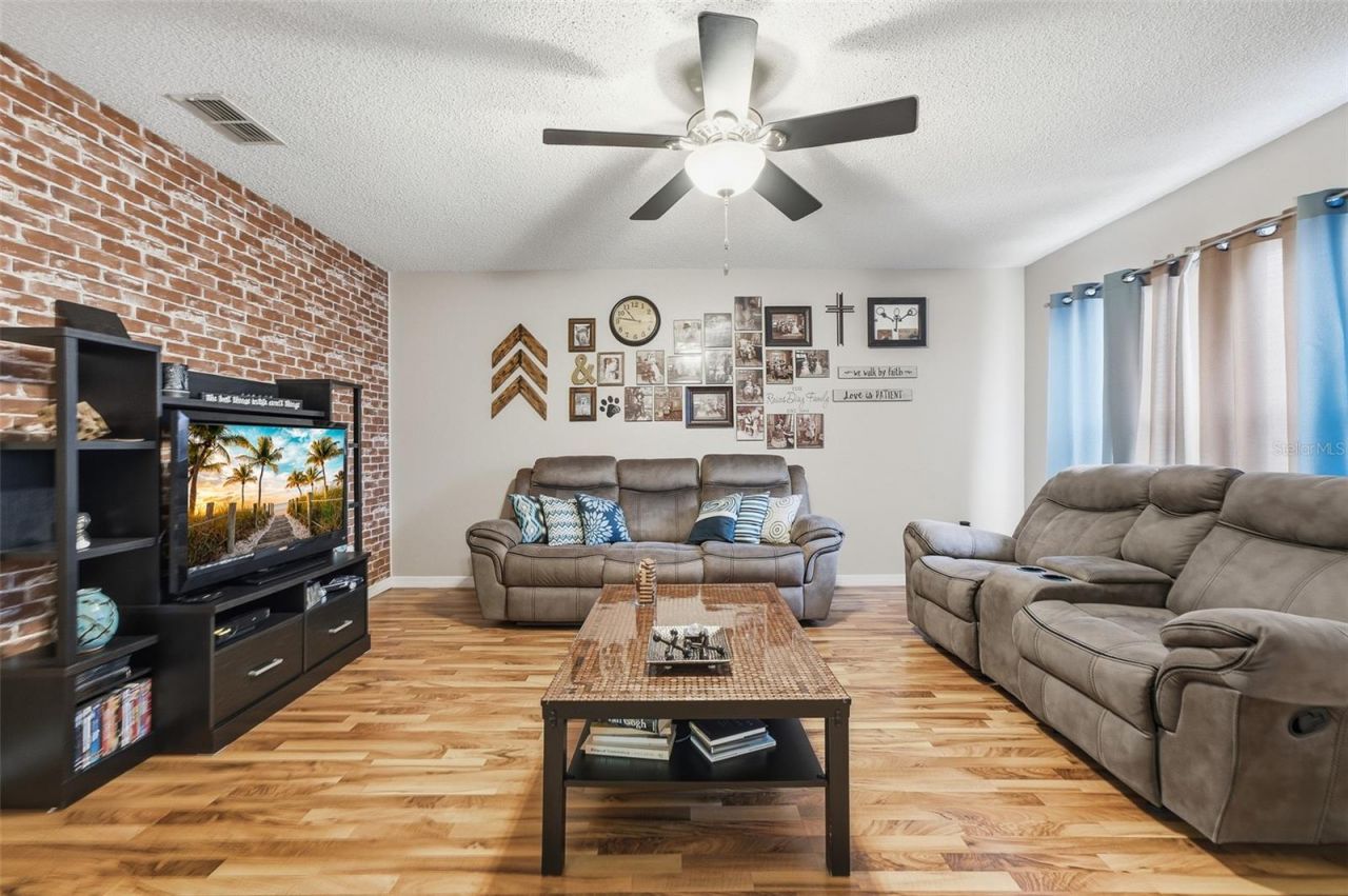 9439 Comeau Street, Gotha, FL 34734 Photo
