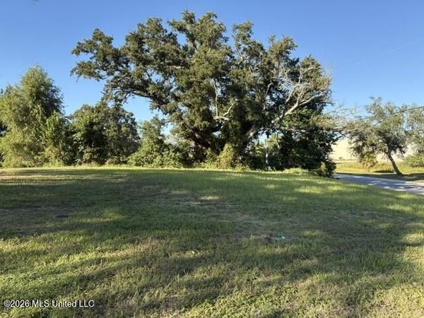 N 4th And Maple Street, Biloxi, MS 39530