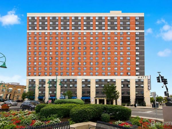 1 Carriage City Plaza , Rahway, NJ 07065