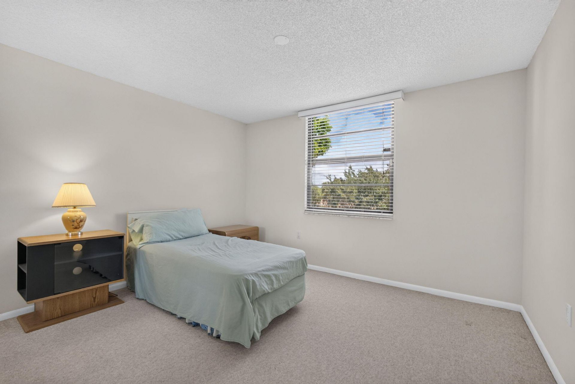 3626 Whitehall Drive, Unit 306, West Palm Beach, FL 33401 Photo