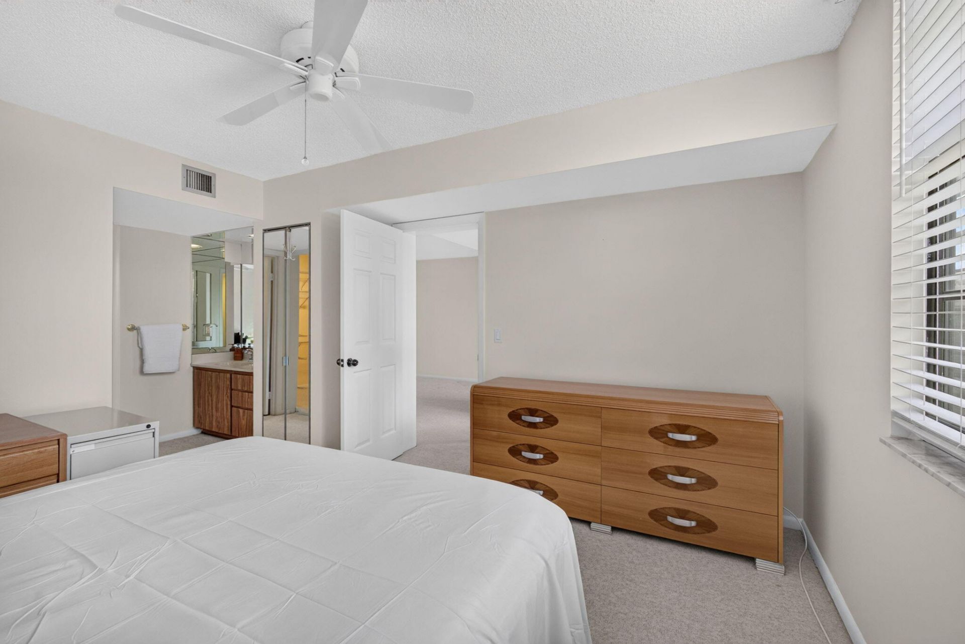 3626 Whitehall Drive, Unit 306, West Palm Beach, FL 33401 Photo