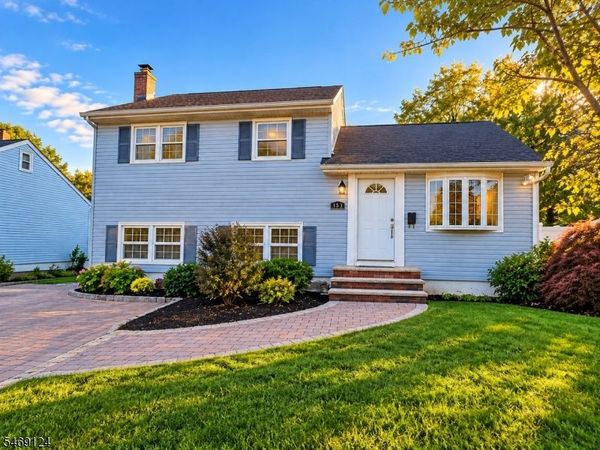 153 Whitman Ave, Edison, NJ 08817