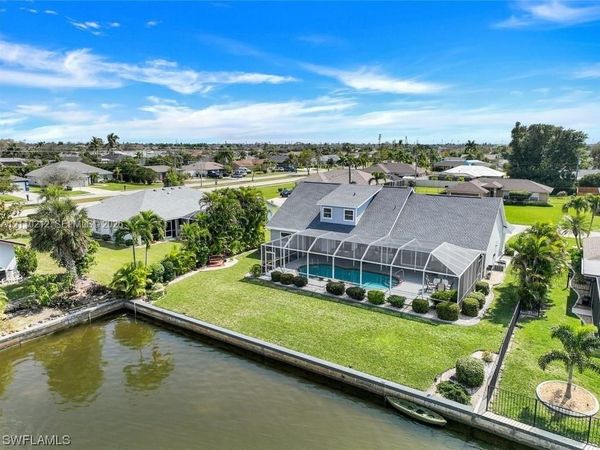 407 SW 37 , Cape Coral, FL 33914