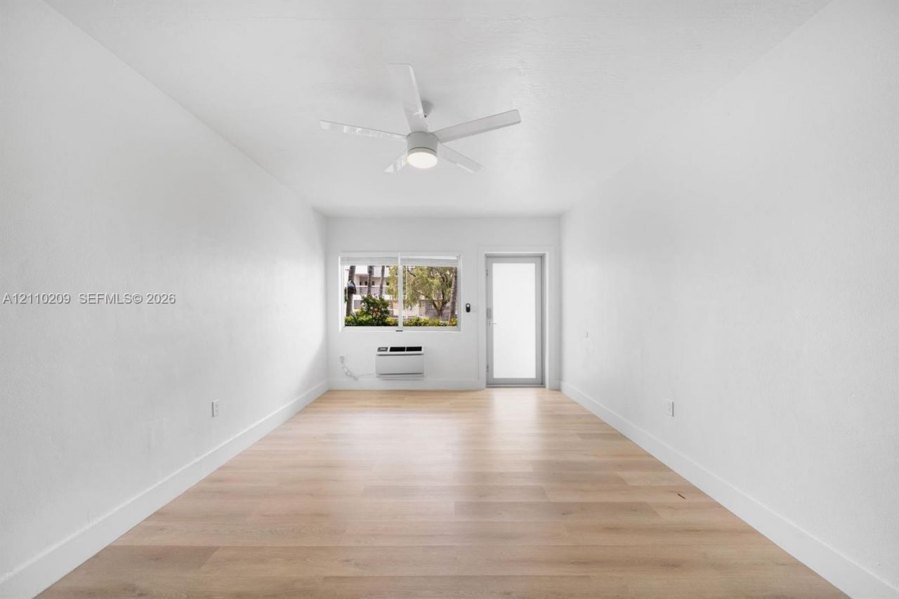 1035 9th St, Unit 20, Miami Beach, FL 33139 Photo
