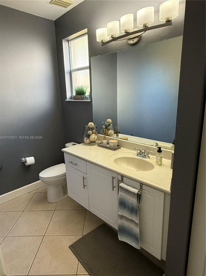 8943 SW 206th St, Cutler Bay, FL 33189 Photo
