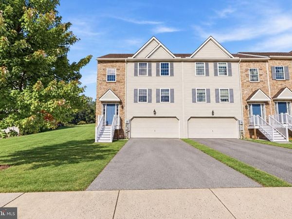 3912 SHEPPARD DRIVE , DOVER, PA 17315