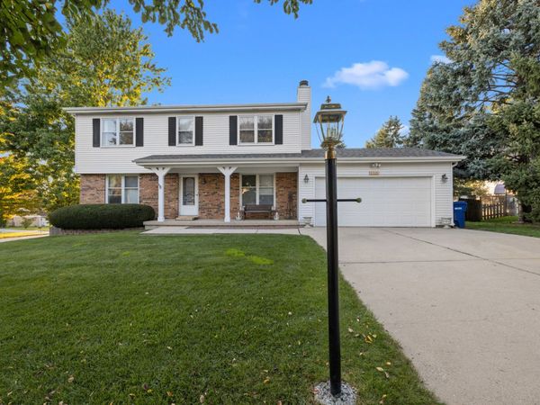1769 Patricia Lane, St. Charles, IL 60174