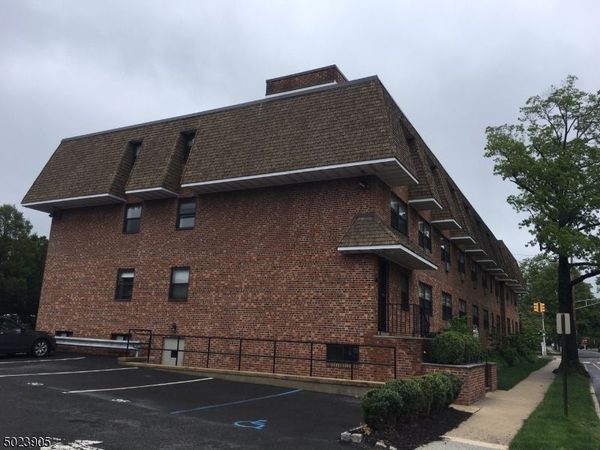 149 Main St, Unit 2G, Millburn, NJ 07041