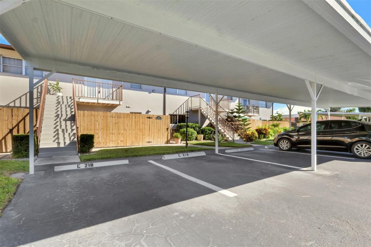 180 Cypress Way E, Unit C218, Naples, FL 34110 Photo