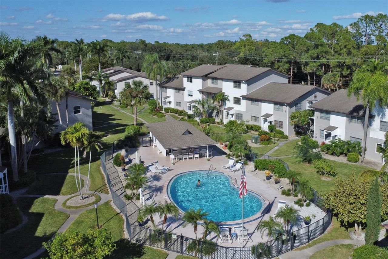 180 Cypress Way E, Unit C218, Naples, FL 34110 Photo
