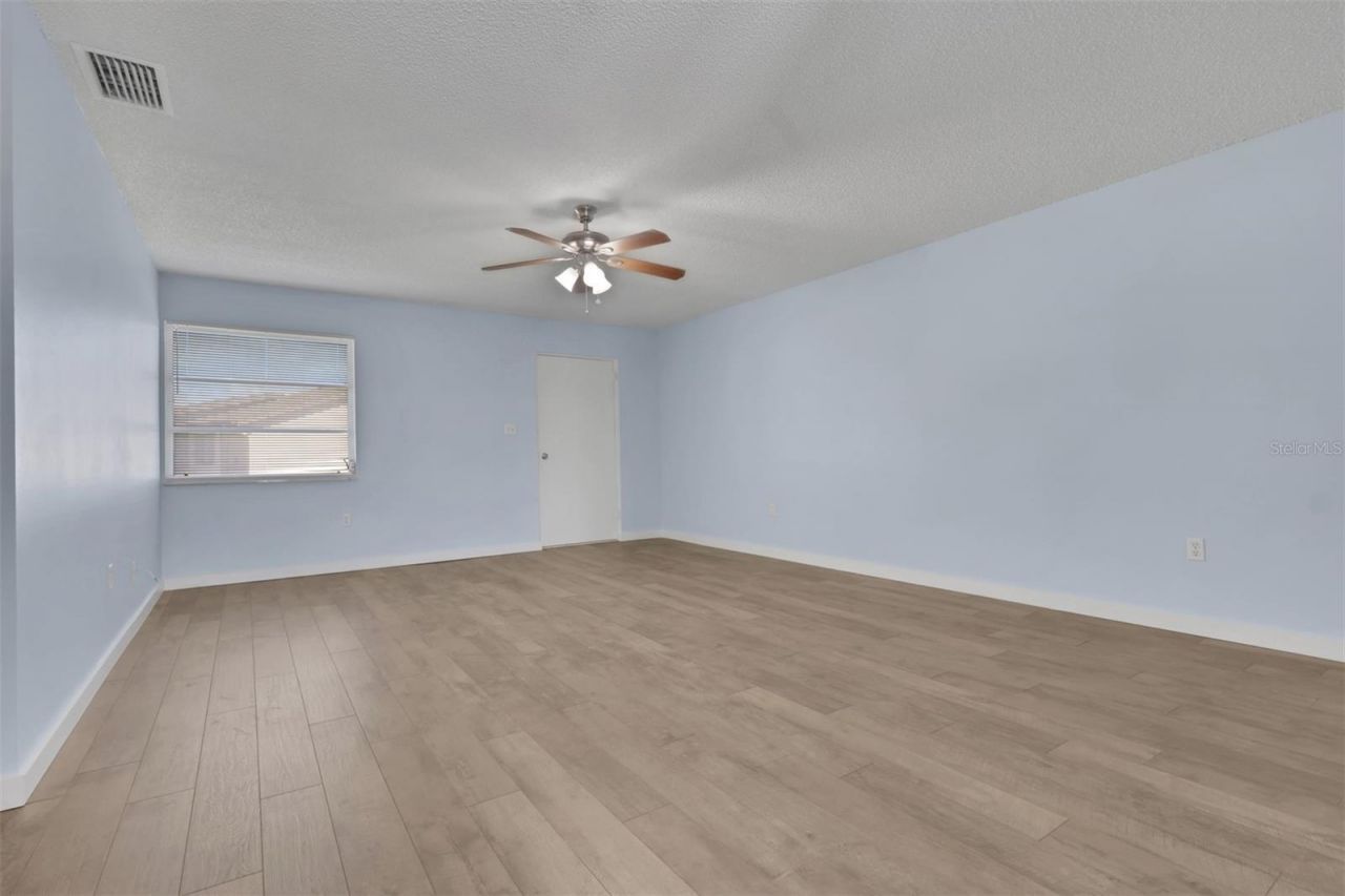 180 Cypress Way E, Unit C218, Naples, FL 34110 Photo