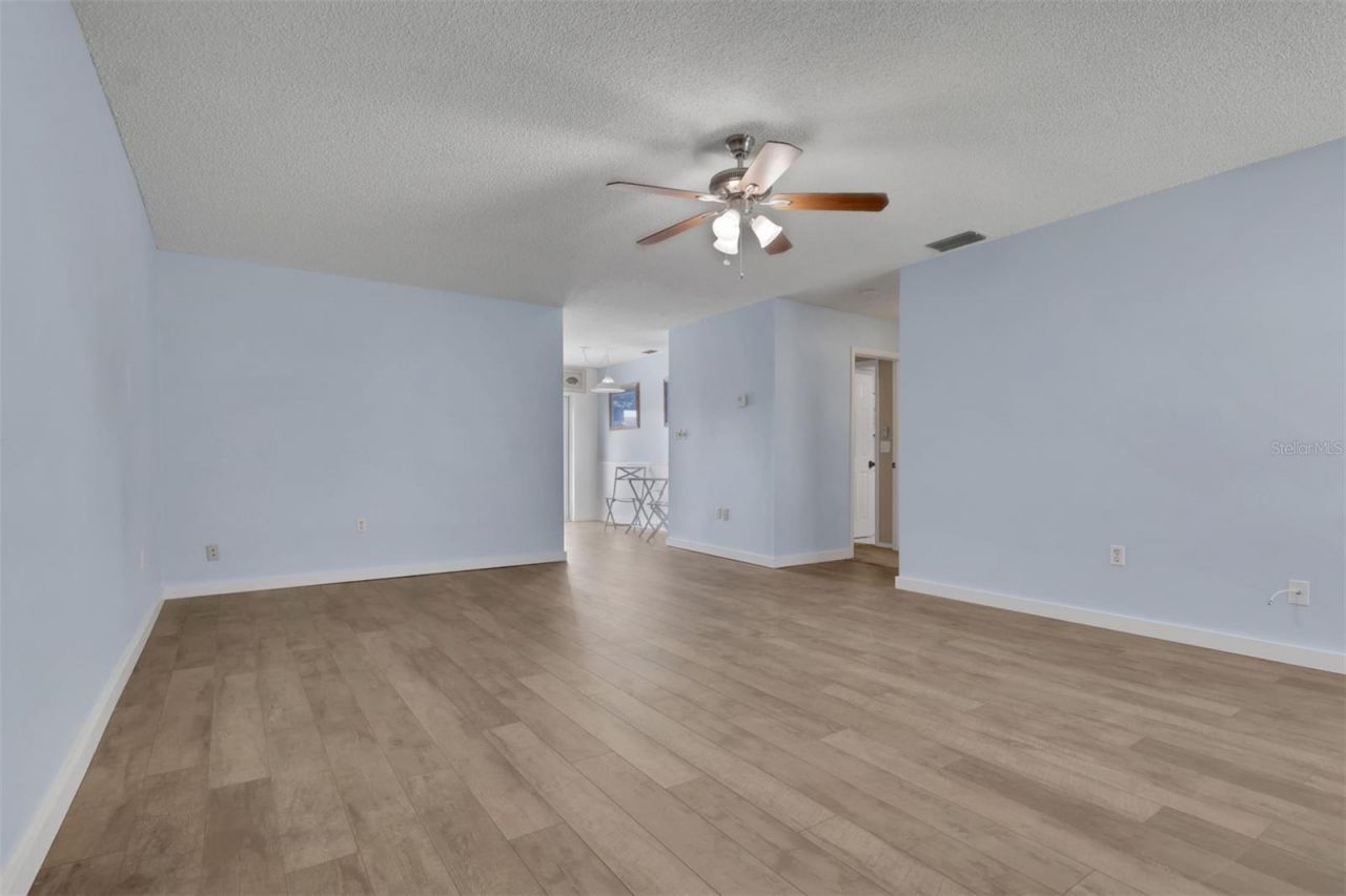 180 Cypress Way E, Unit C218, Naples, FL 34110 Photo