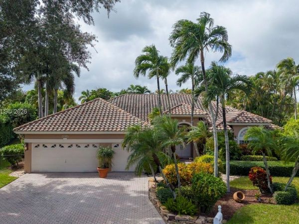 8348 NW 44th St , Coral Springs, FL 33065