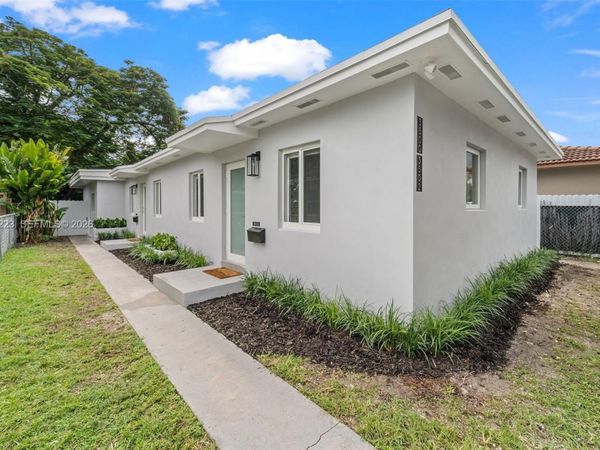 3502 SW 25th St , Unit Front, Miami, FL 33133