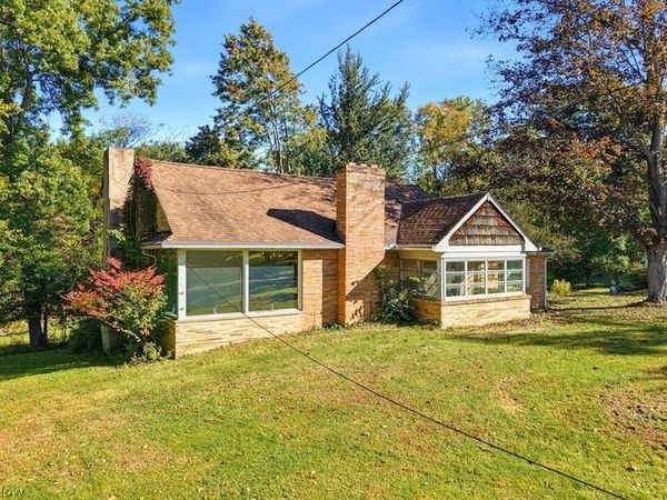 1283 Nesbitt Road, Northfield, OH 44067