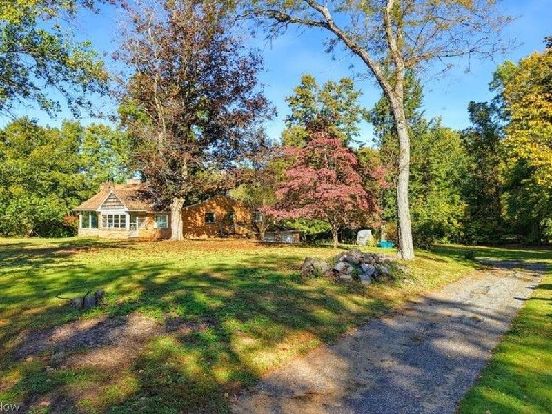 1283 Nesbitt Road, Northfield, OH 44067 Photo 3