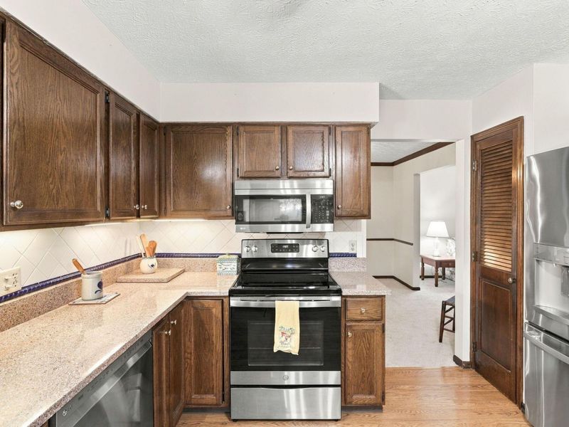 33 Spring Hollow Lane , Westerville, OH 43081 Photo 7