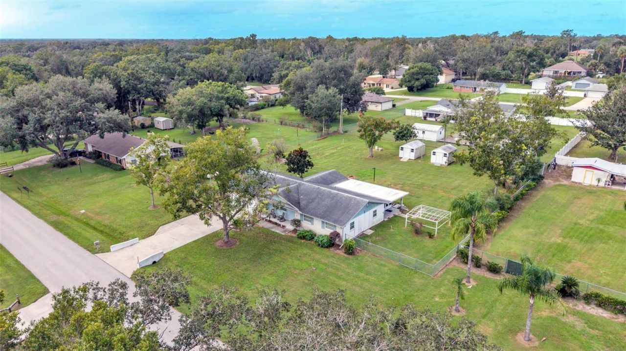 6739 Farris Drive, Lakeland, FL 33811 Photo