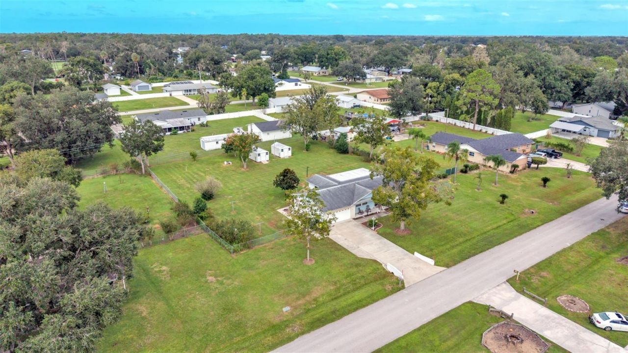 6739 Farris Drive, Lakeland, FL 33811 Photo