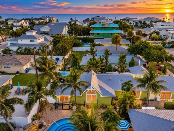 215 67TH STREET , Unit 6, HOLMES BEACH, FL 34217