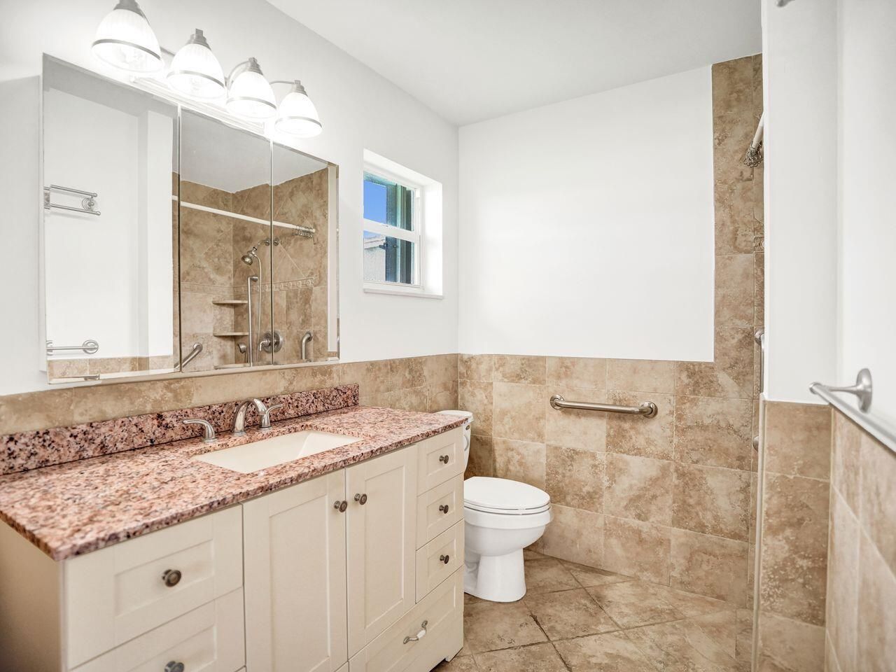 605 SW 21st Circle, Boynton Beach, FL 33426 Photo