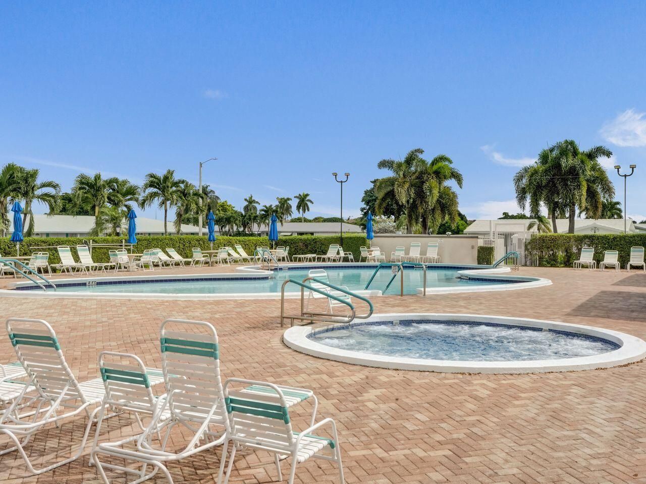 605 SW 21st Circle, Boynton Beach, FL 33426 Photo