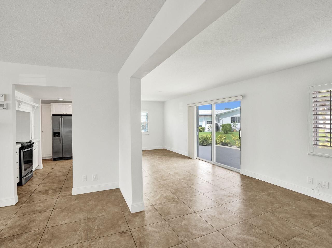 605 SW 21st Circle, Boynton Beach, FL 33426 Photo