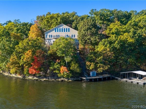 94 Kansas City Way , Sunrise Beach, MO 65079