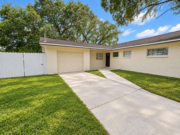 4437 DOLPHIN DRIVE , TAMPA, FL 33617