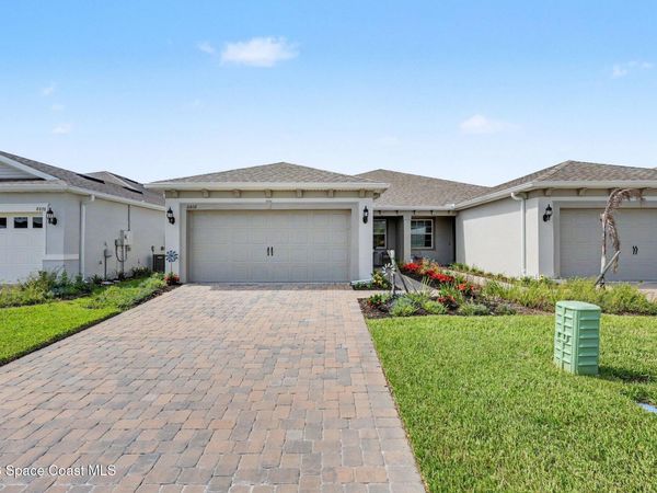 8868 Splashing Drive , Melbourne, FL 32940