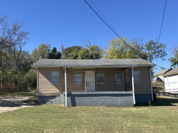 204 Larkin Springs Rd , Madison, TN 37115
