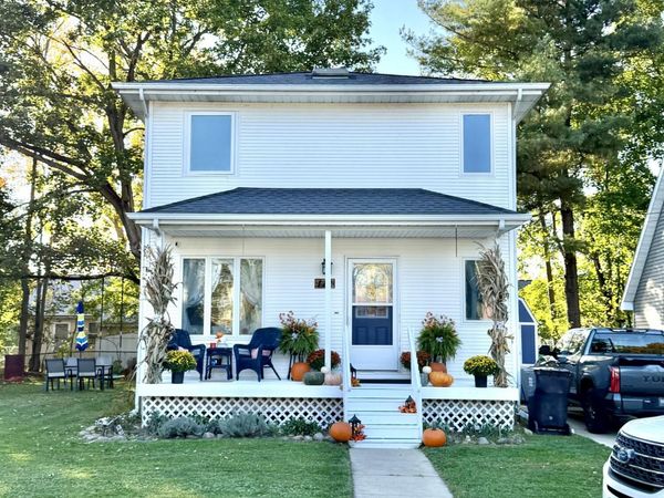 112 Walnut Street, Brooklyn, MI 49230
