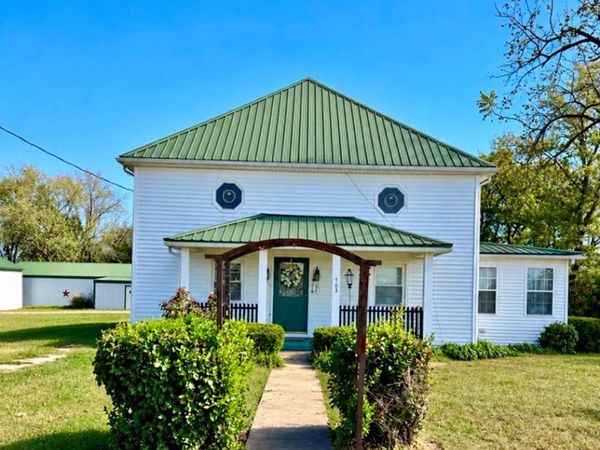 703 Withouse Drive , Belle, MO 65013