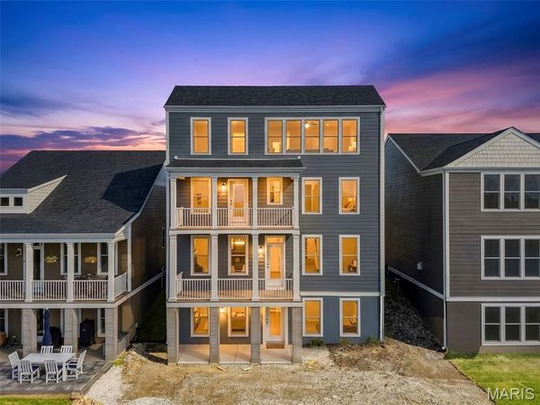 2994 Memphis Street , St Charles, MO 63301