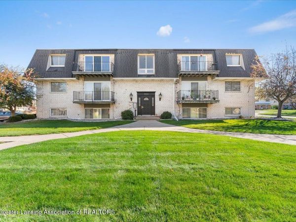 5525 W St Joe Highway, Lansing, MI 48917