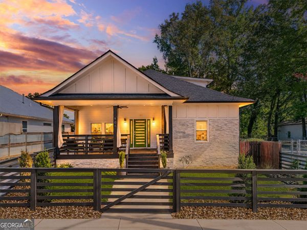 906 Metropolitan Parkway SW, Atlanta, GA 30310