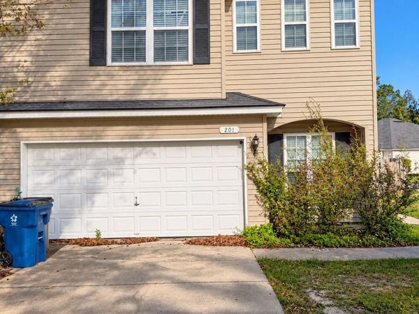 201 Callie Circle , Brunswick, GA 31523