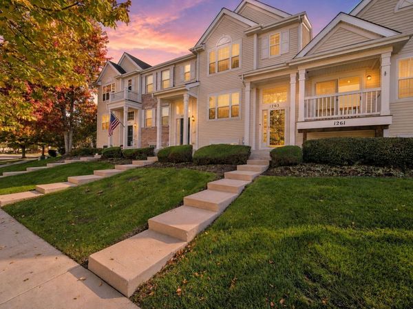 1263 Derry Lane , Pingree Grove, IL 60140