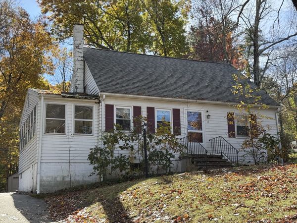 15 Vista Lane, Southbridge, MA 01550