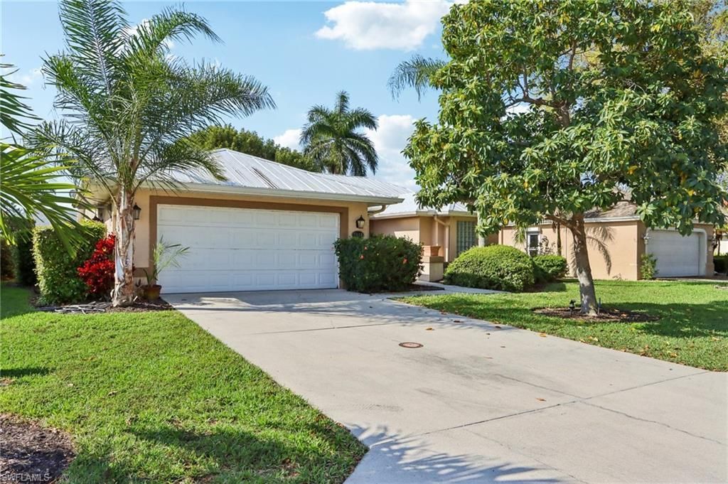 5118 Harrogate Ct, Naples, FL 34112 Main Photo