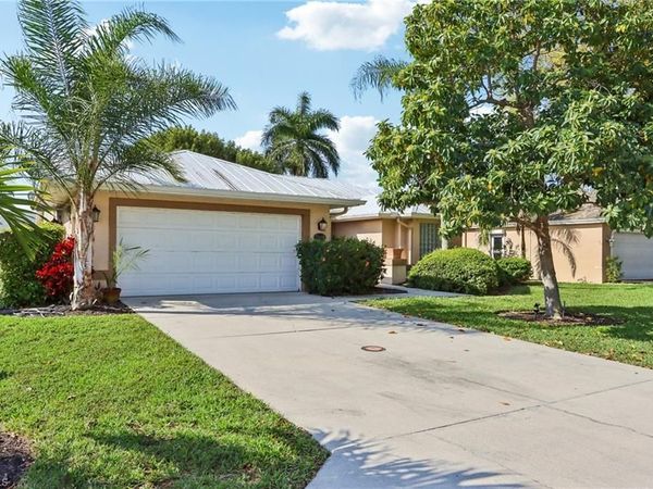 5118 Harrogate CT , NAPLES, FL 34112